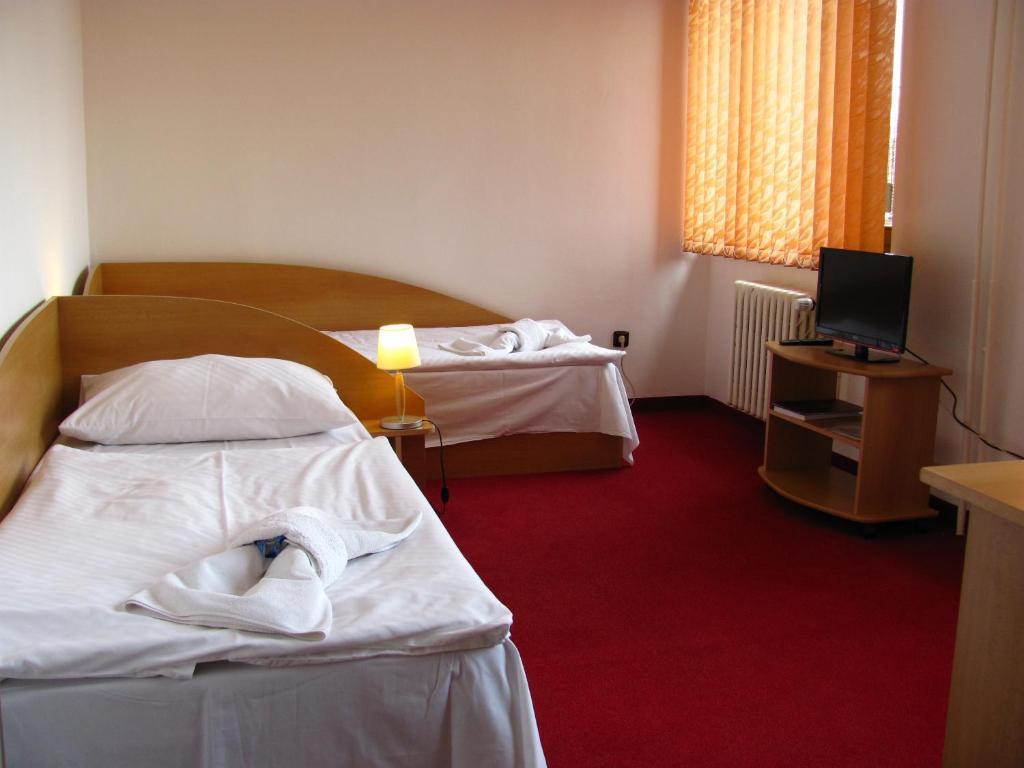 אוסטרבה Hotel Isora חדר תמונה